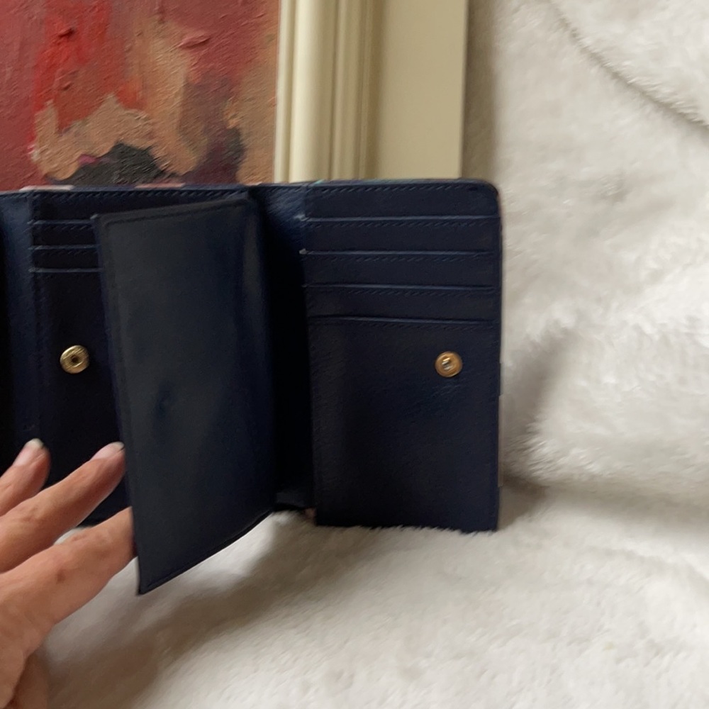 Wallet - Picture 4 of 7